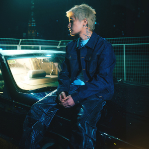 大鸡巴操骚货免费视频
